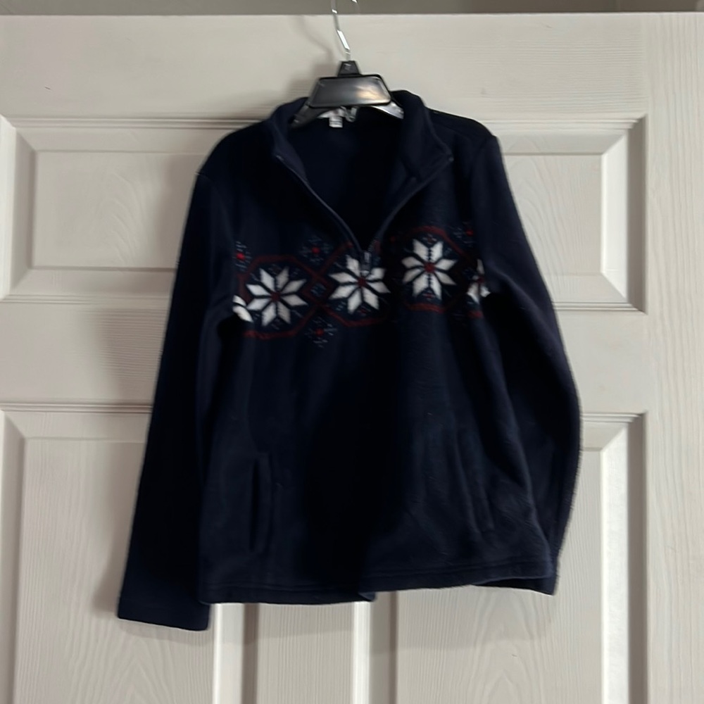 Half zip fleece sweatshirt.  It great condition.